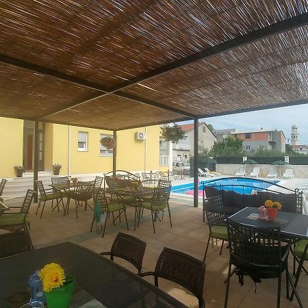 Villa Iva-Dom Kaštela Kültér fotó