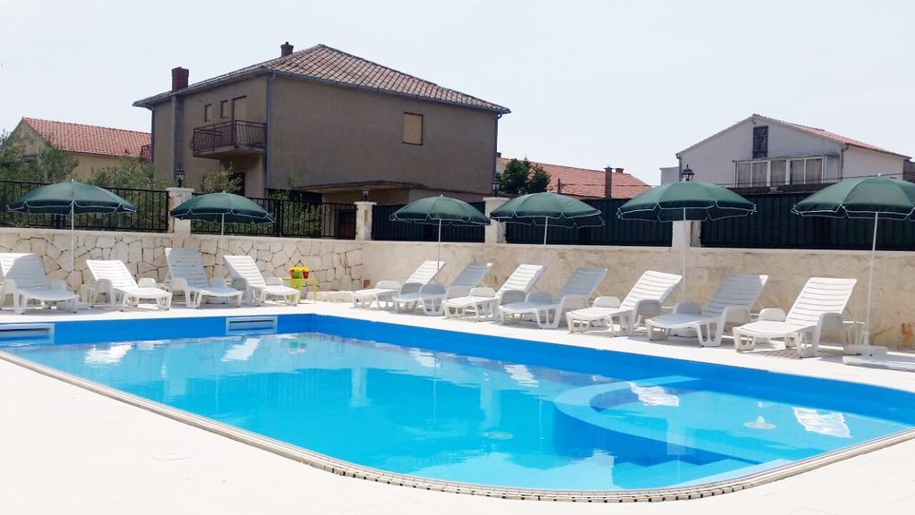 Villa Iva-Dom Kaštela Kültér fotó
