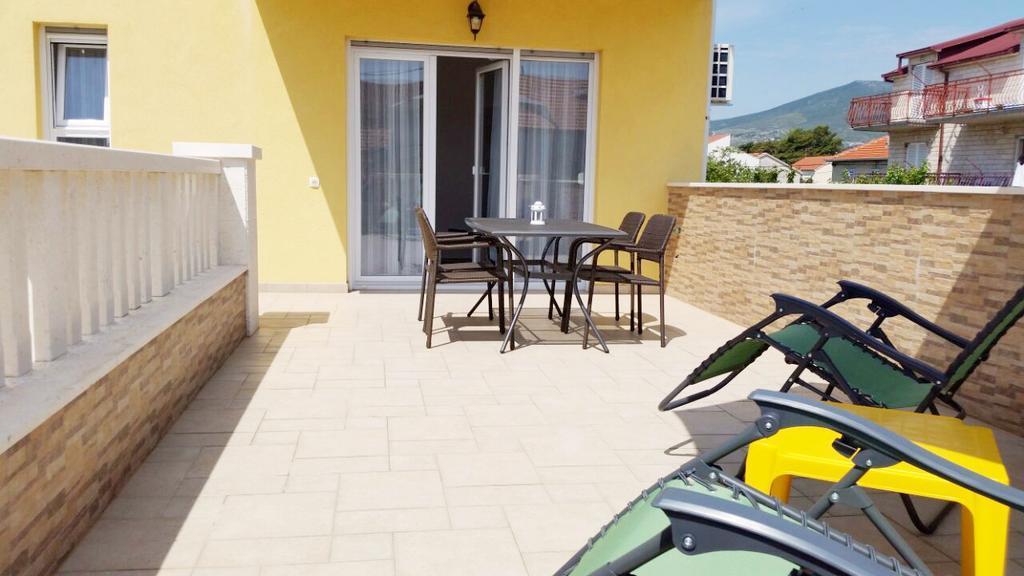 Villa Iva-Dom Kaštela Kültér fotó