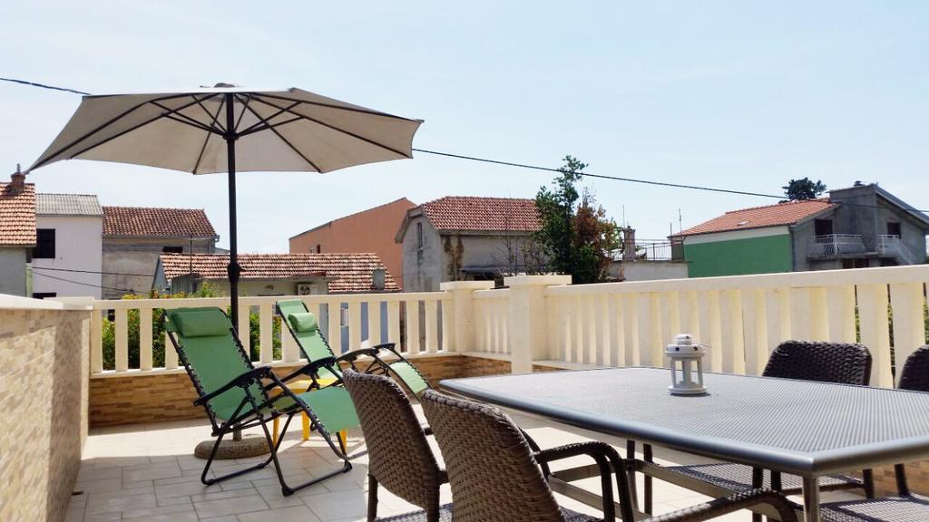 Villa Iva-Dom Kaštela Kültér fotó