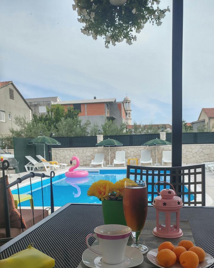 Villa Iva-Dom Kaštela Kültér fotó